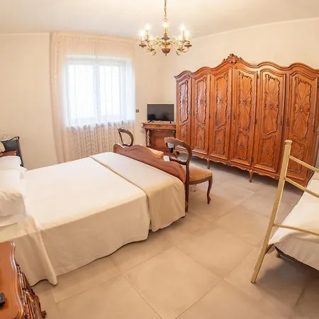 Da Laura E Aldo Bed & Breakfast *