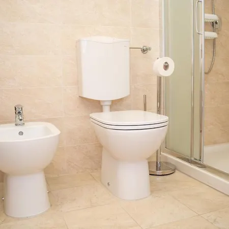 Da Laura E Aldo Frühstückspension Neive