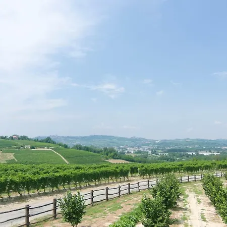 Frühstückspension Da Laura E Aldo Neive