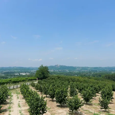 Frühstückspension Da Laura E Aldo Neive